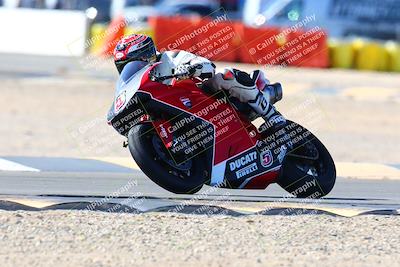 media/Feb-12-2022-SoCal Trackdays (Sat) [[3b21b94a56]]/Turn 2 (1045am)/